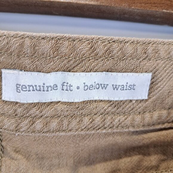 J JILL Genuine Fit Below Waist Tan Capri Cropped Pants Size 10 - Picture 7 of 11